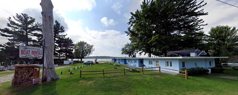 Neils Modern Cottages (Neils Resort) - Waterside Resort And Boat Rental